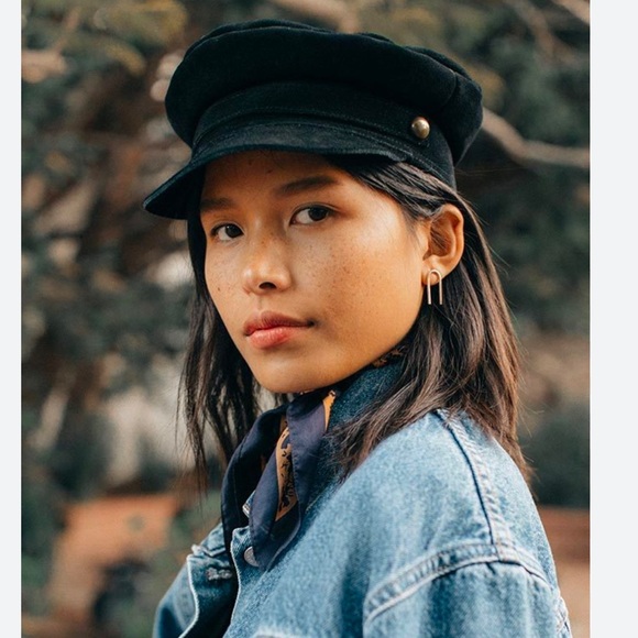 LACK OF COLOUR Lola Black Suede Conductor Cap Women’s LIKE NEW Worn 1X One Size - Picture 2 of 16